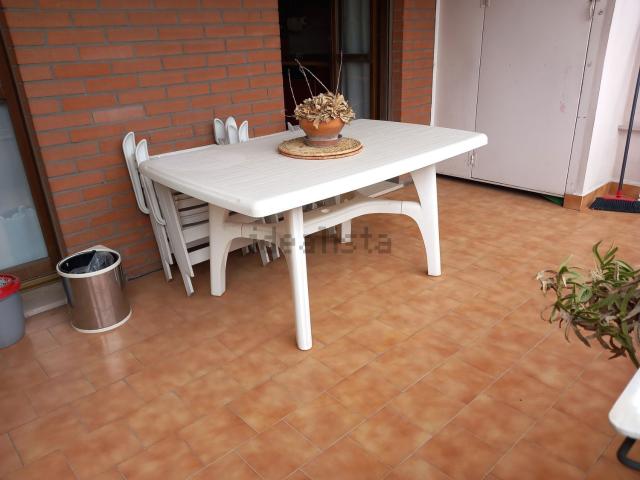 Appartamento in vendita a Pesaro, Pesaro E Urbino