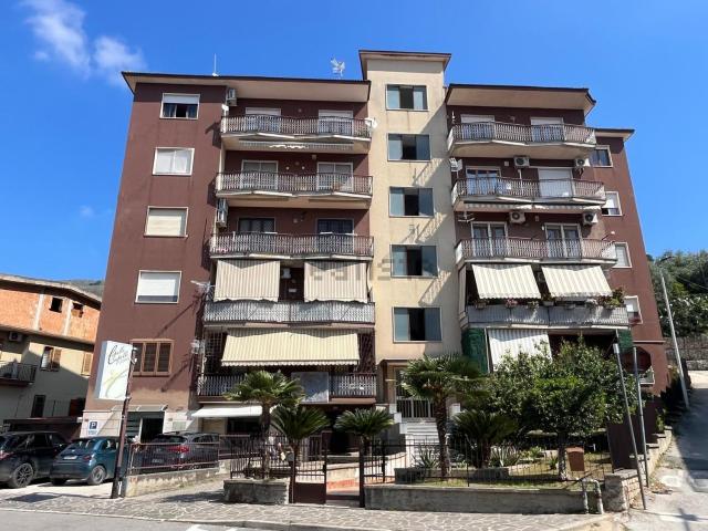 Appartamento in vendita a Santa Maria A Vico, Campania