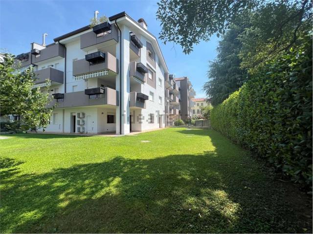 Appartamento in vendita a Centro, Montebelluna