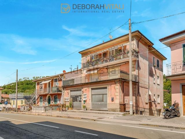 Appartamento in vendita a Riccò Del Golfo, Liguria
