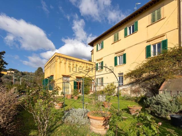 Appartamento in vendita a Firenze