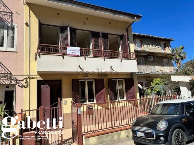 Appartamento in vendita a Petrarossa, Caronia