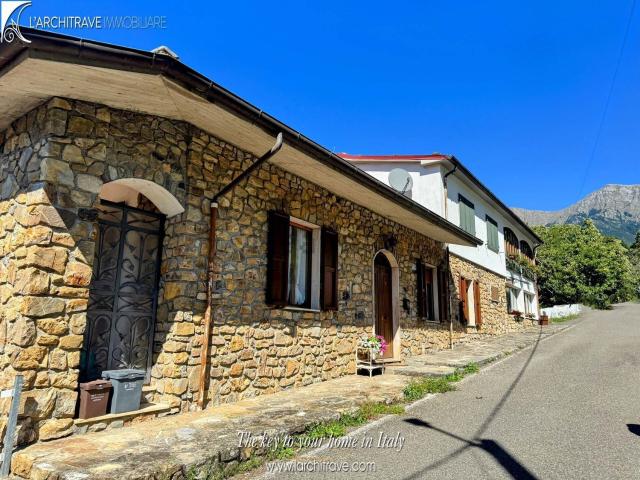 Appartamento in vendita a Unione di comuni Montana Lunigiana, Filattiera