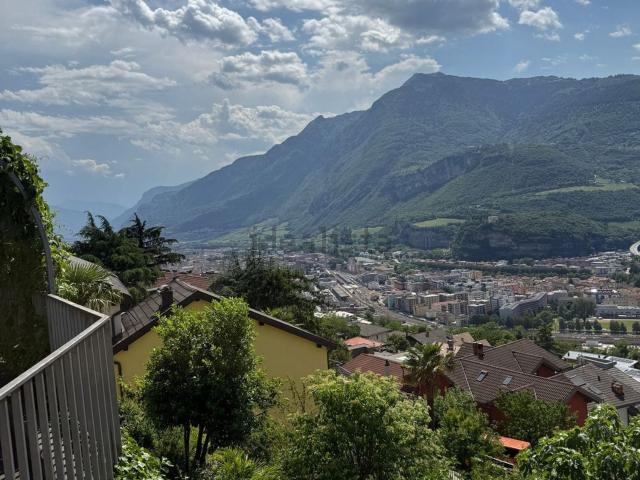 Appartamento in vendita a Territorio Val d'Adige, Trento