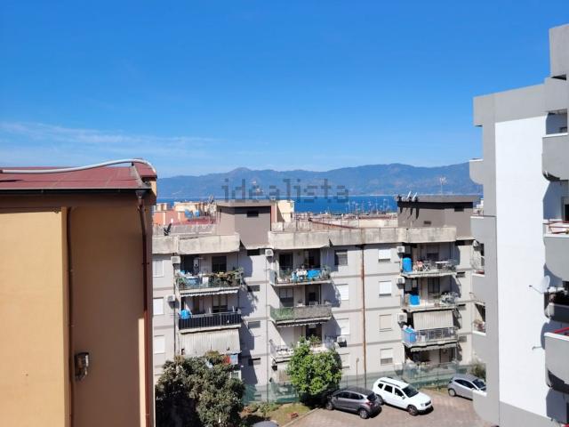 Appartamento in vendita a Calabria, Reggio Calabria