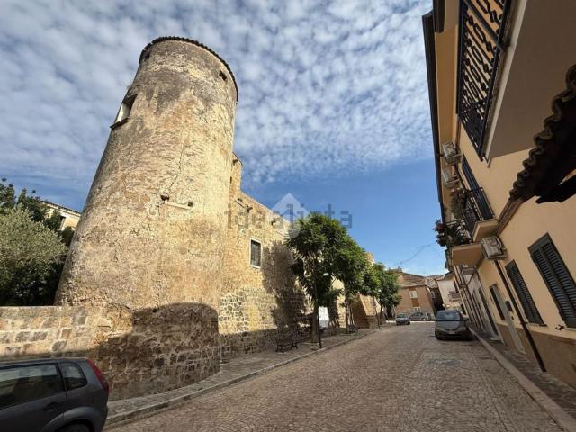 Appartamento in vendita a Puglianello, Campania