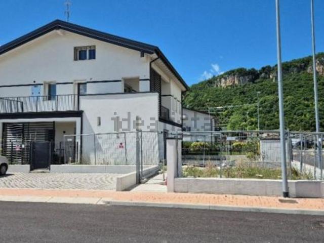 Appartamento in vendita a Caorsa, Affi