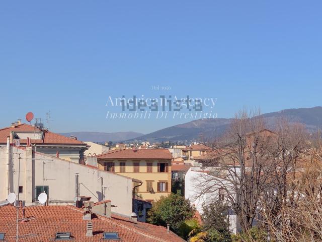 Appartamento in vendita a Quartiere 2, Firenze