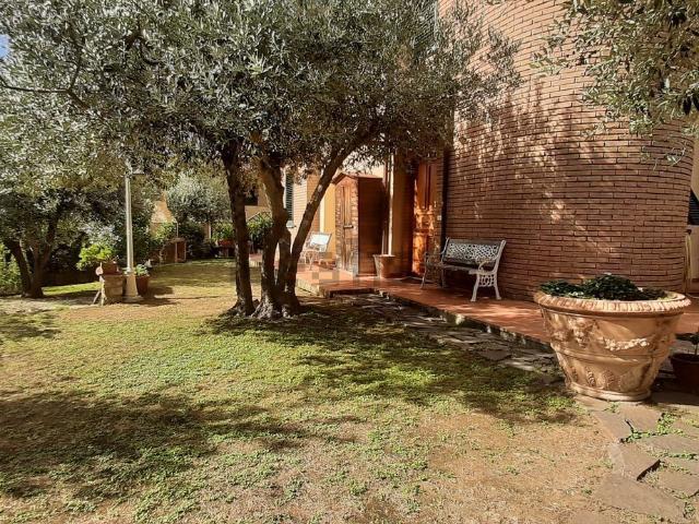 Appartamento in vendita a Rosignano Marittimo, Toscana