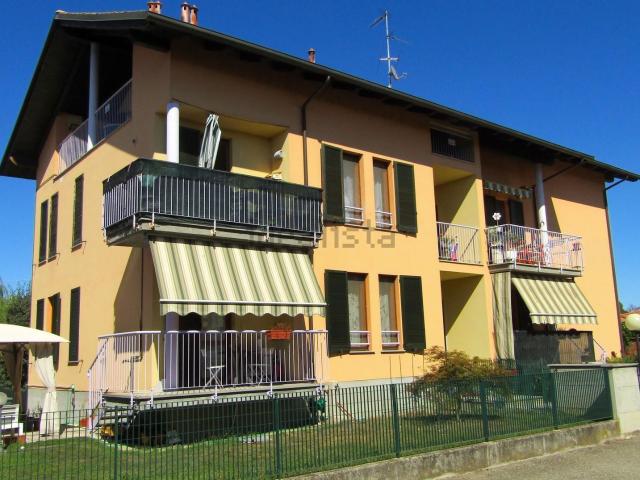 Attico in vendita a Sannazzaro De' Burgondi, Lombardia