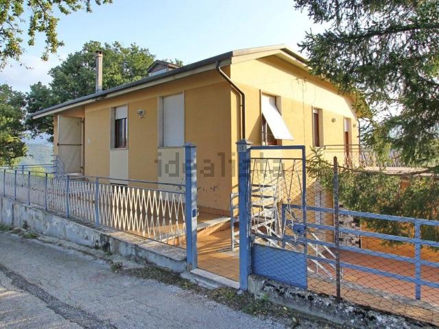 Appartamento in vendita a Longone Sabino, Lazio