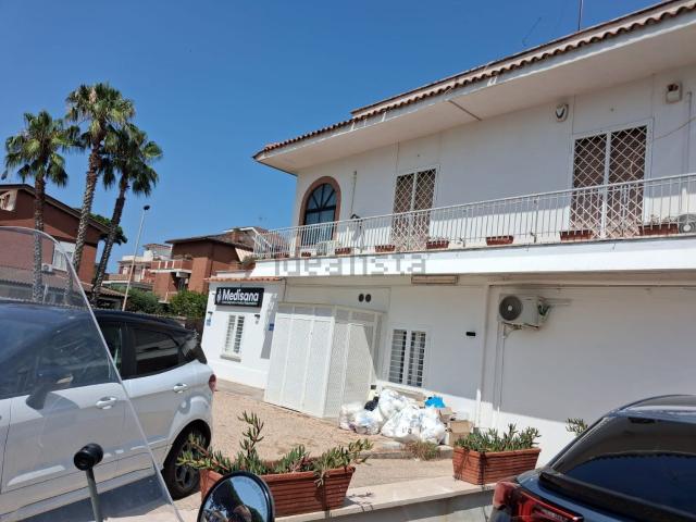 Appartamento in vendita a Lido di Enea, Roma Capitale
