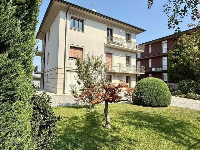 Appartamento in vendita a Cascine San Pietro, Casirate d'Adda