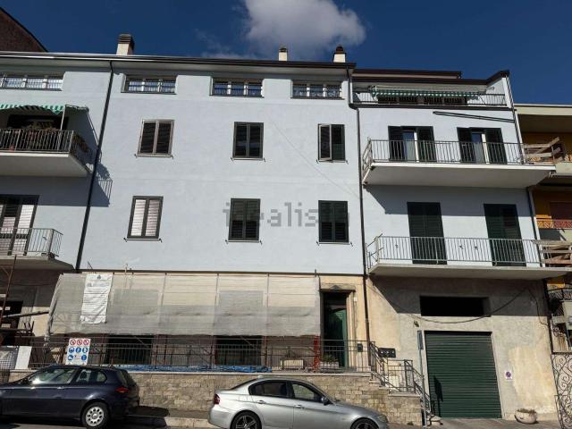Appartamento in vendita a Montella, Campania