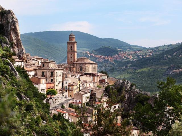 Appartamento in vendita a Villa Santa Maria, Abruzzo