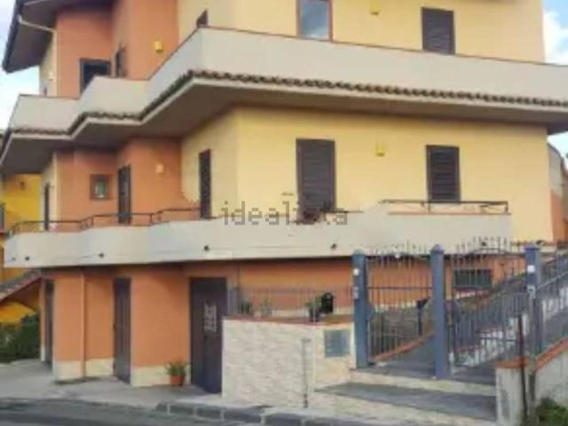 Appartamento in vendita a Maletto, Catania