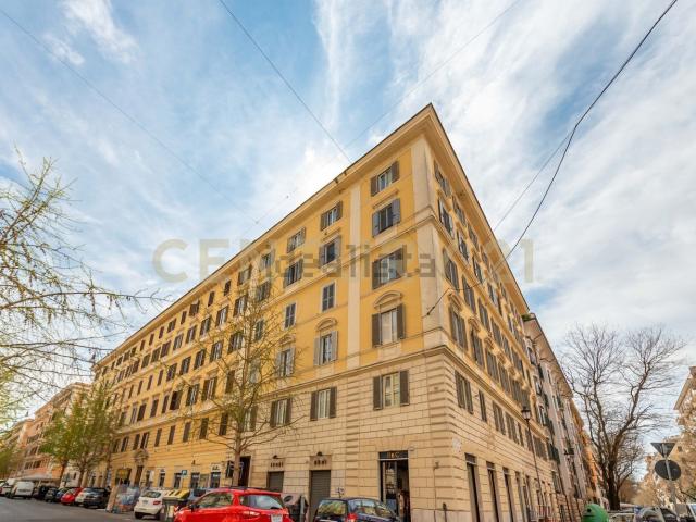 Appartamento in vendita a Municipio Roma I, Roma Capitale