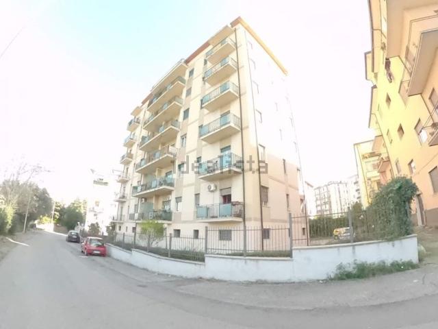 Appartamento in vendita a Città 2000, Calabria
