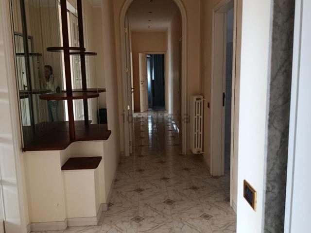 Appartamento in vendita a Puglia, Bari