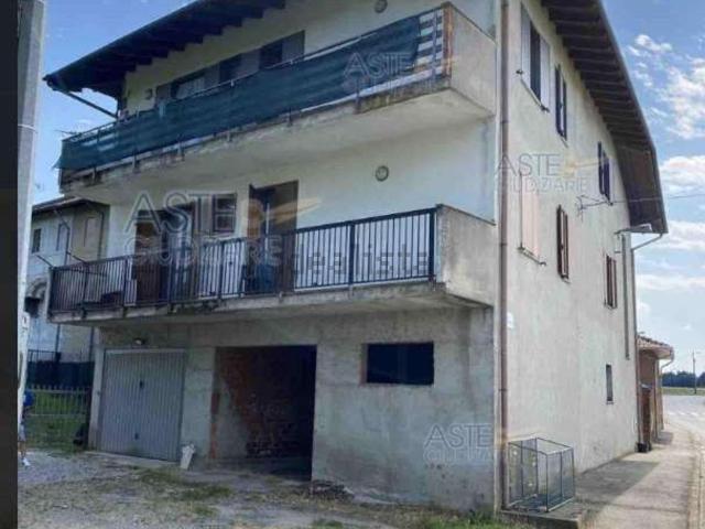 Appartamento in vendita a Divignano, Novara