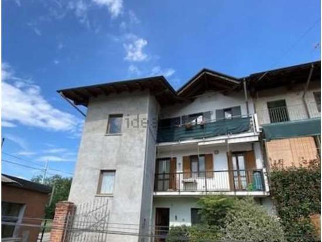 Appartamento in vendita a Divignano, Novara
