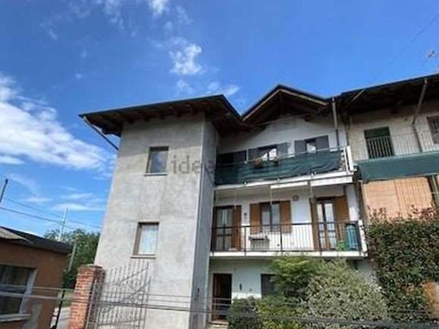 Appartamento in vendita a Divignano, Novara