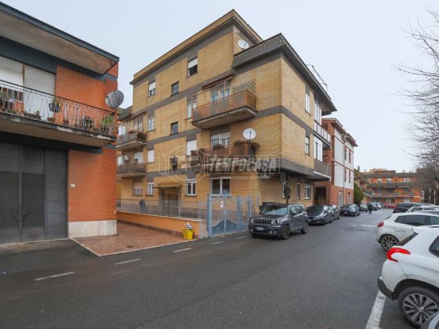 Appartamento in vendita a Roma Capitale, Lazio