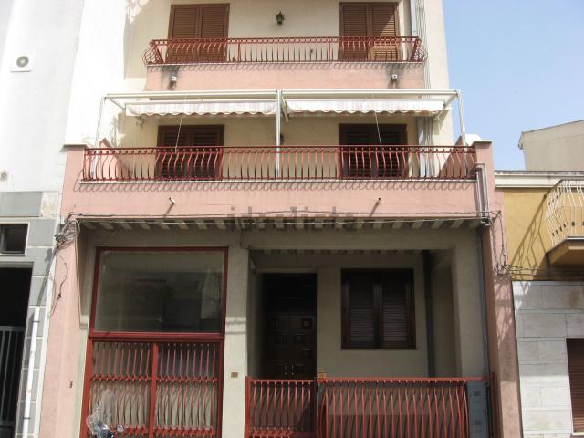 Attico in vendita a Vittoria, Sicilia
