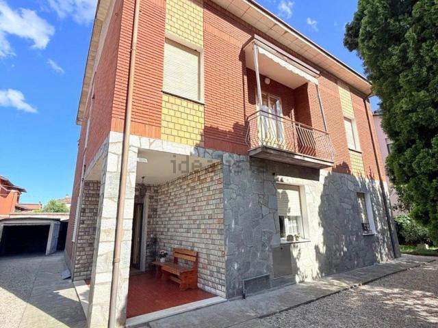 Attico in vendita a Unione dei comuni del Distretto Ceramico, Sassuolo
