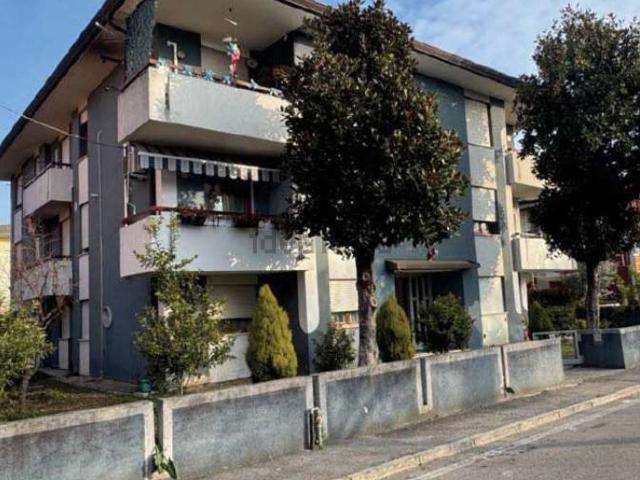 Appartamento in vendita a Trebaseleghe, Veneto