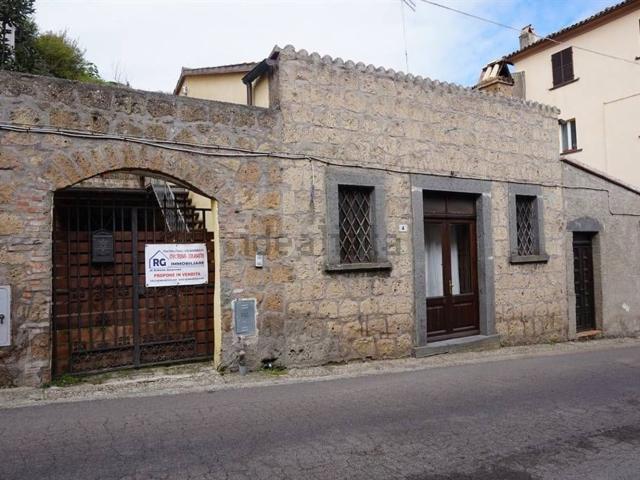 Appartamento in vendita a Lubriano, Lazio
