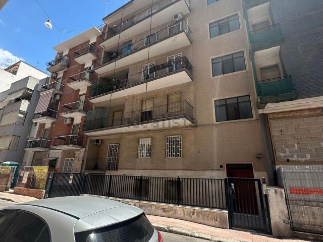 Appartamento in vendita a Taranto