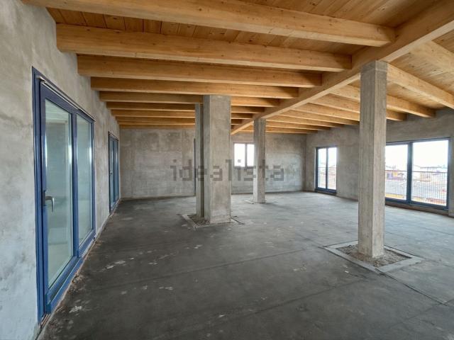 Attico in vendita a Gorlago, Lombardia