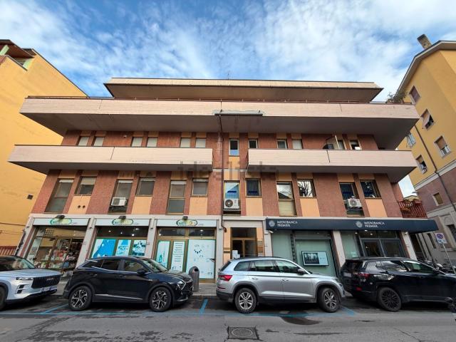 Attico in vendita a Palazzo Del Pero, Toscana