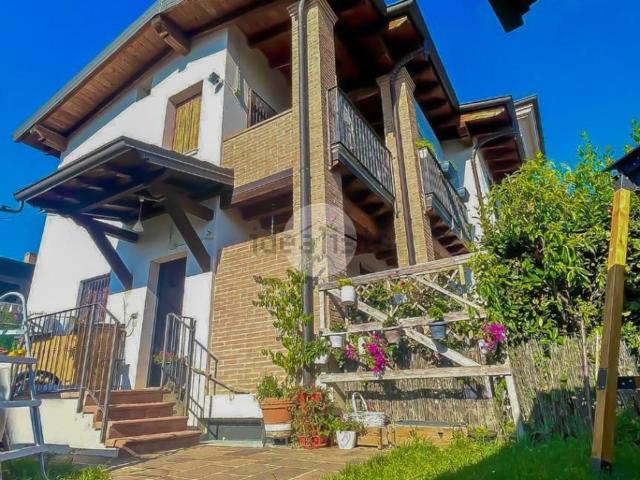 Appartamento in vendita a Lonato, Lombardia