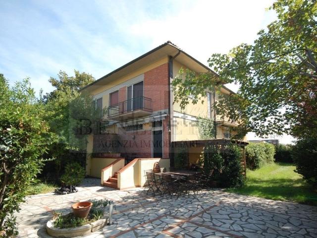 Appartamento in vendita a Marina di Pietrasanta, Pietrasanta