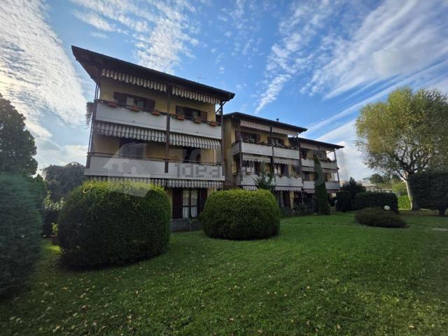 Appartamento in vendita a Malnate, Lombardia