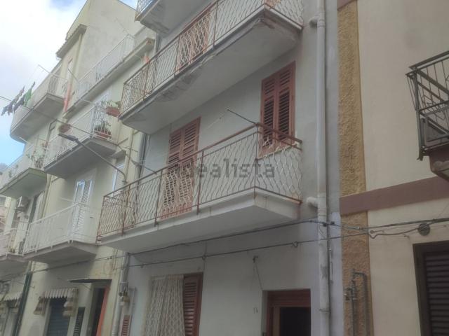 Appartamento in vendita a Montelepre, Sicilia