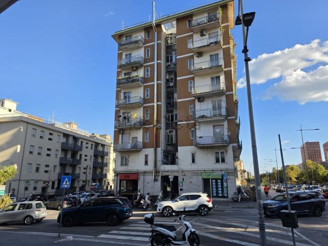 Appartamento in vendita a Salerno, Campania