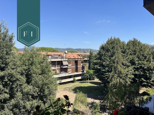 Appartamento in vendita a Quartiere 3, Firenze