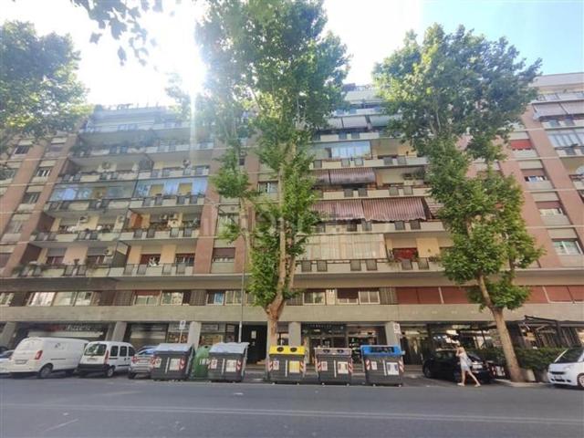Appartamento in vendita a Municipio Roma XI, Roma Capitale