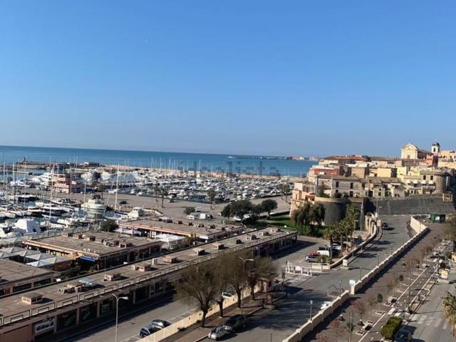 Attico in vendita a Borgo Medievale, Nettuno