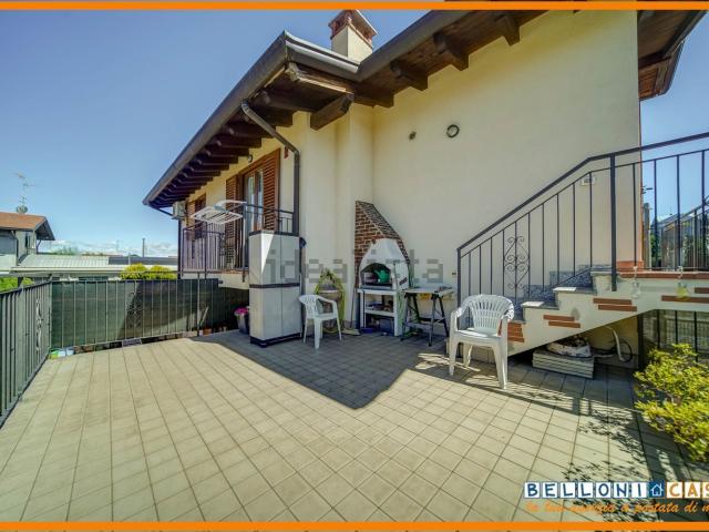 Appartamento in vendita a Villa, Cassano Magnago