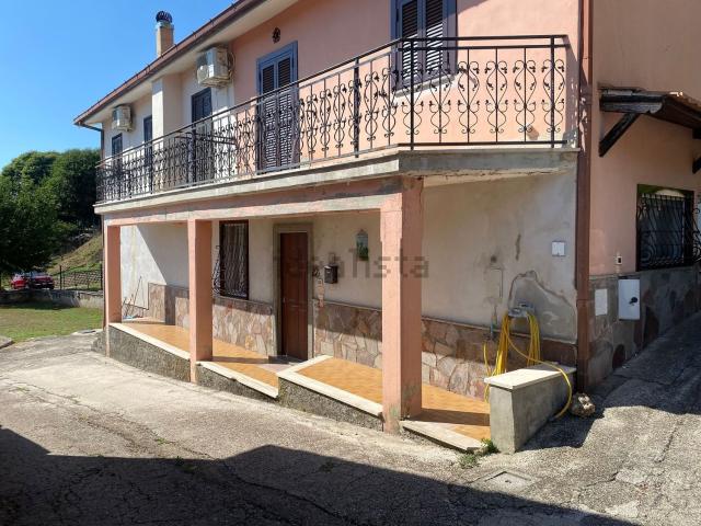 Appartamento in vendita a Le Quadrelle, Roma Capitale