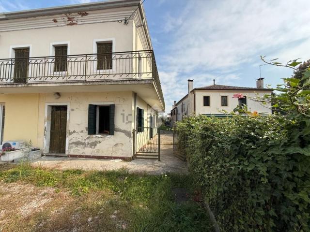 Appartamento in vendita a Fossona, Cervarese Santa Croce
