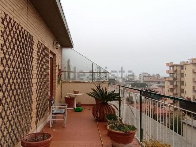 Attico in vendita a San Giovanni, Rimini