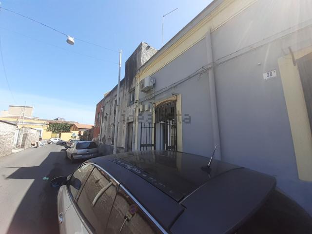 Appartamento in vendita a Picanello-Ognina-Barriera-Canalicchio, Catania