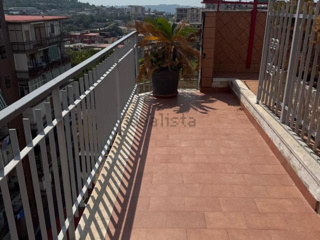 Attico in vendita a Camaldoli, Pianura