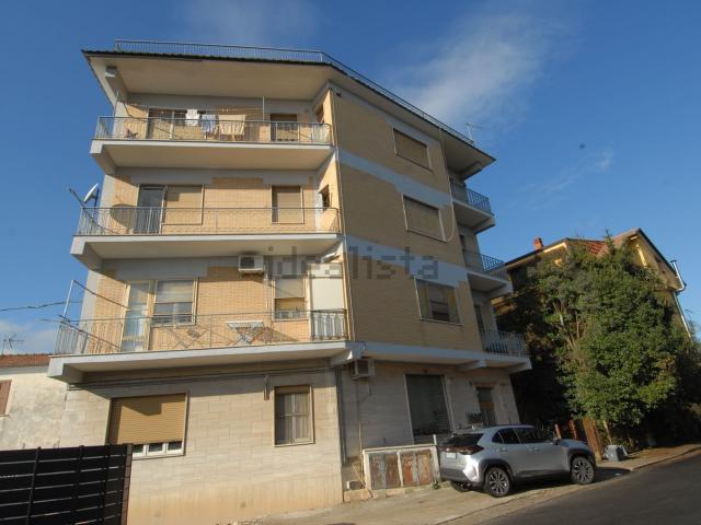 Appartamento in vendita a Frosinone, Lazio
