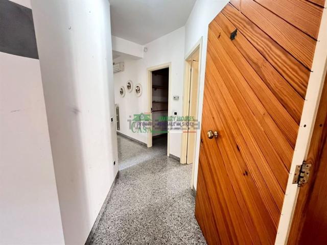 Appartamento in vendita a Comiso, Sicilia